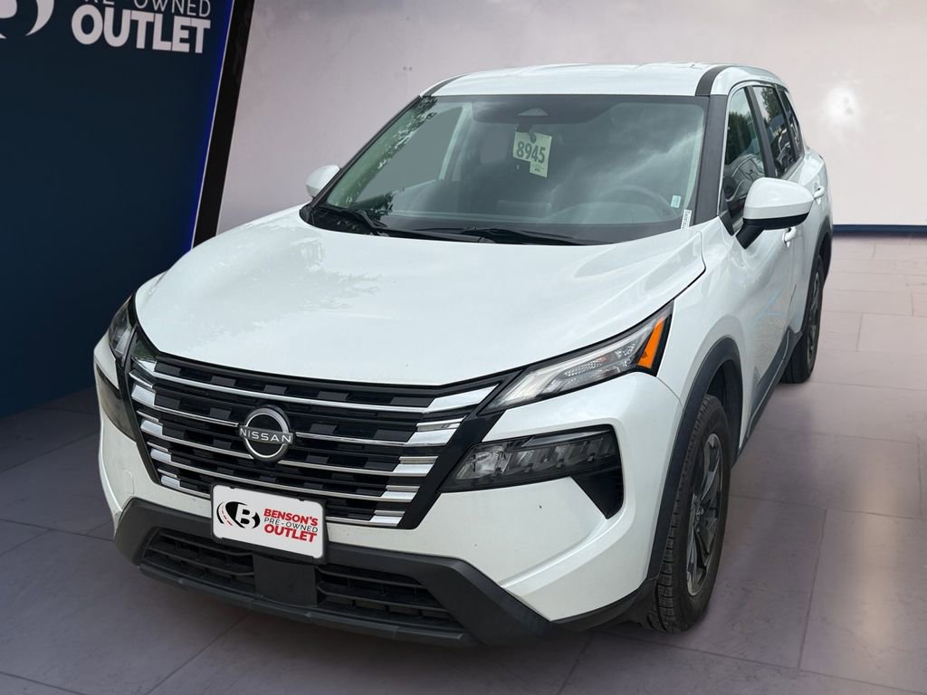 Used 2024 Nissan Rogue SV