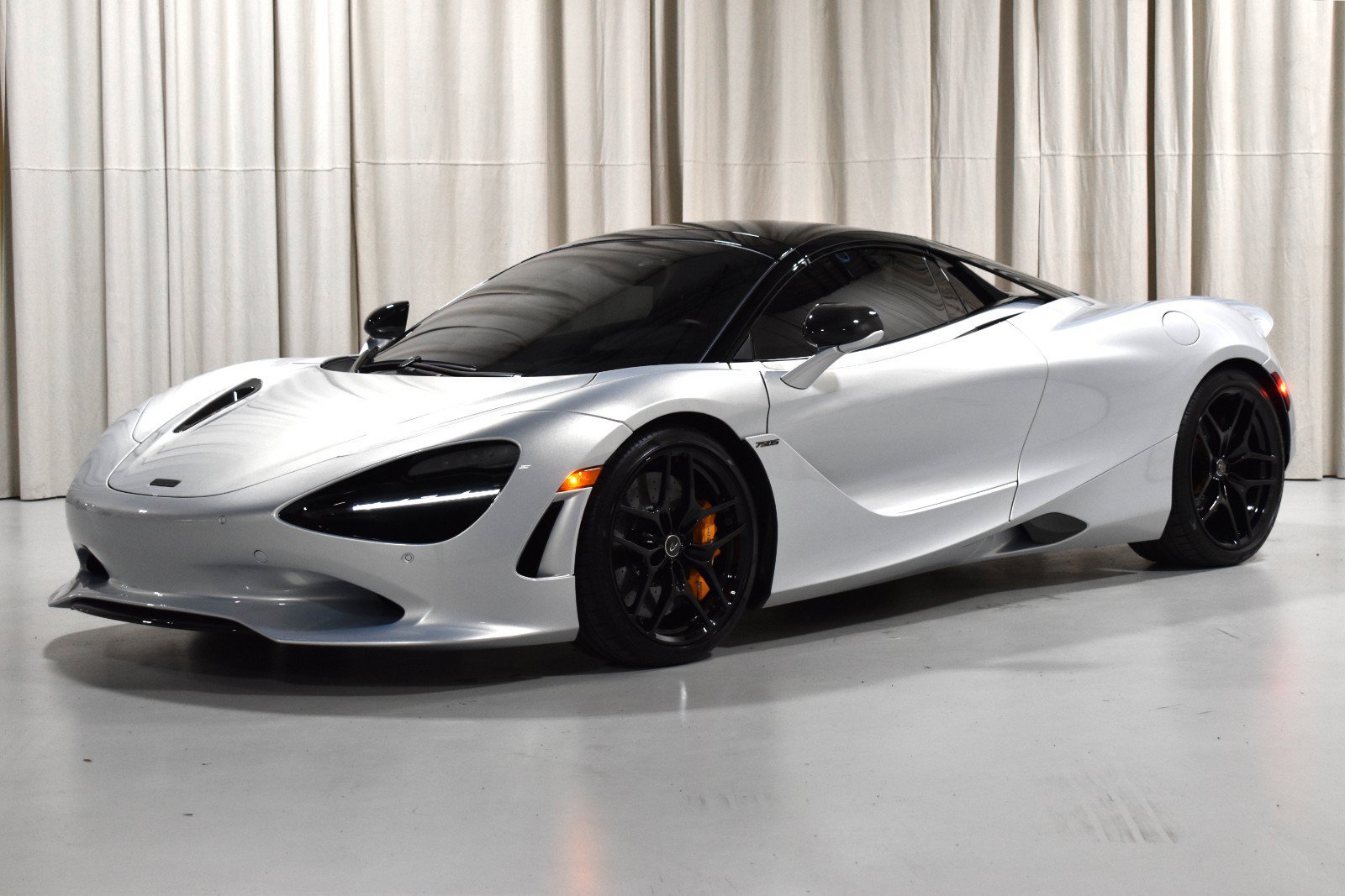 Used 2025 McLaren 750S Spider 1
