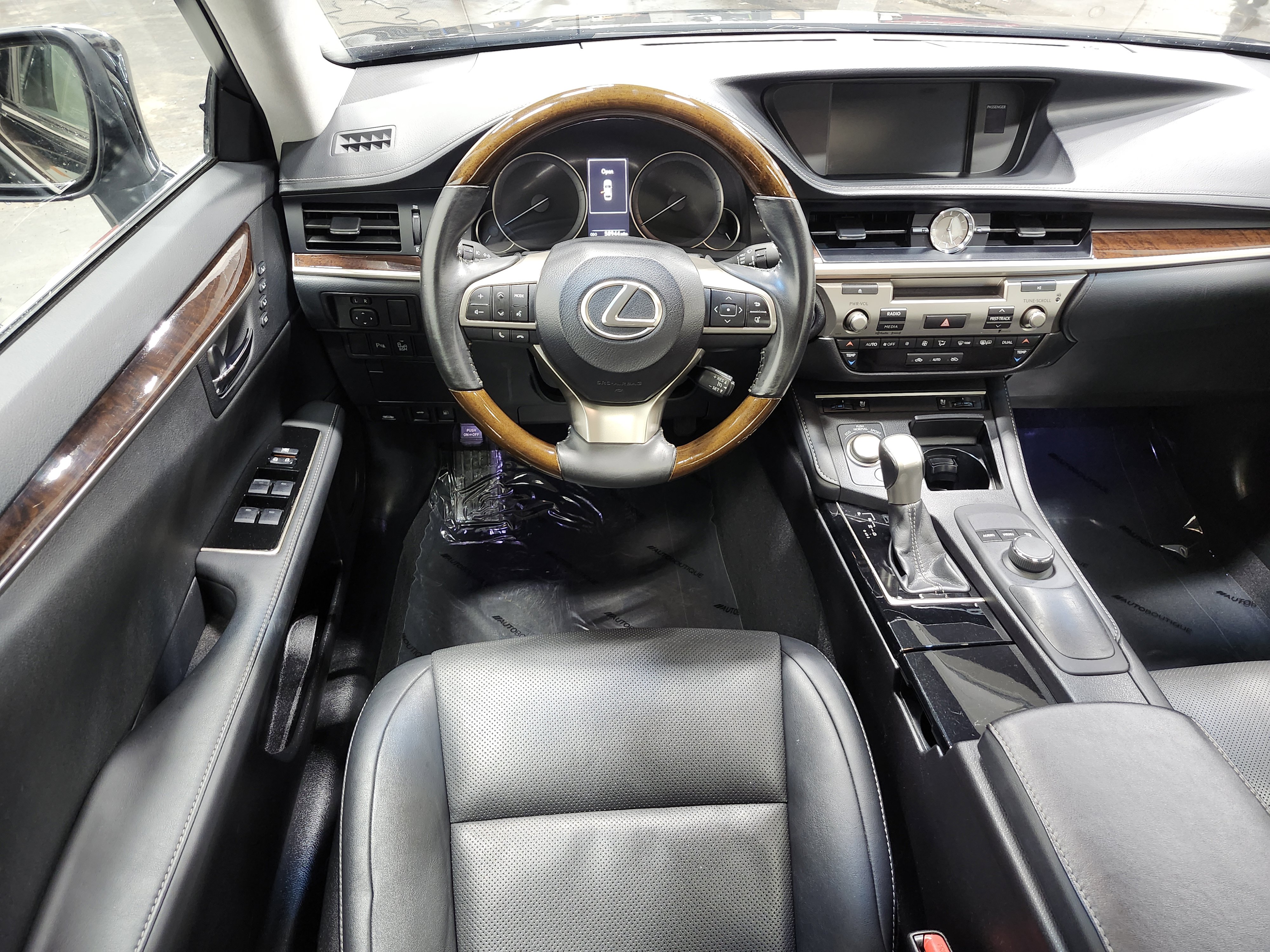 2016 Lexus ES 350