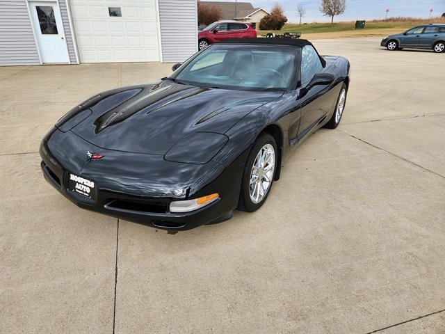 Used 2001 Chevrolet Corvette Convertible w/ Preferred Equipment Group2