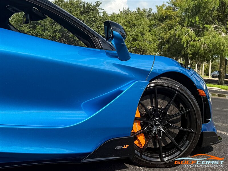 Used 2021 McLaren 765LT photo 61