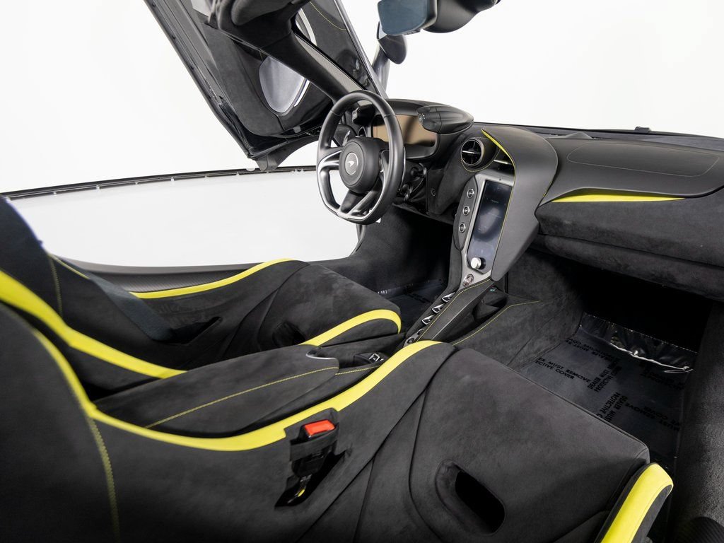 Used 2024 McLaren 750S Spider photo 28