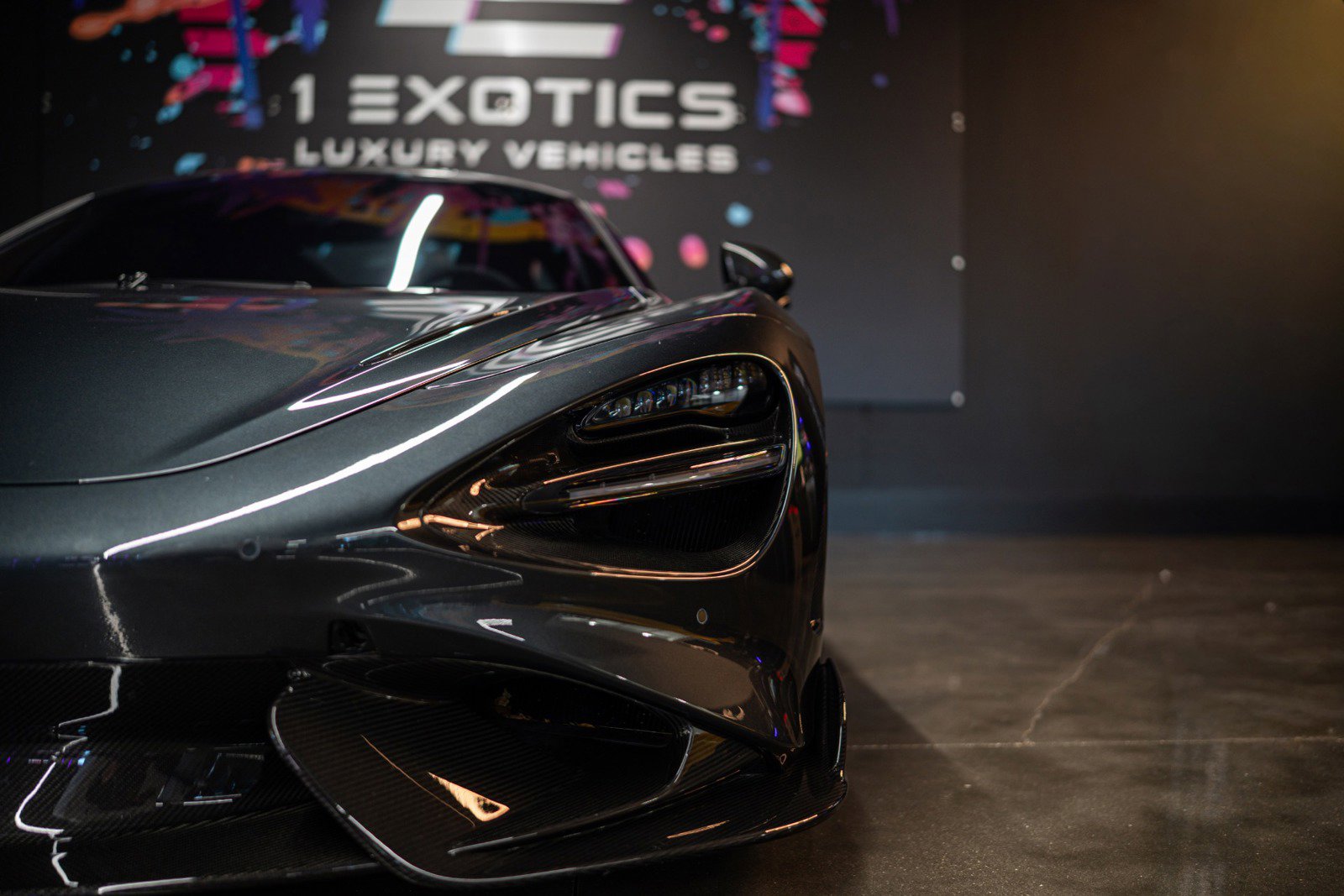 Used 2021 McLaren 765LT photo 11