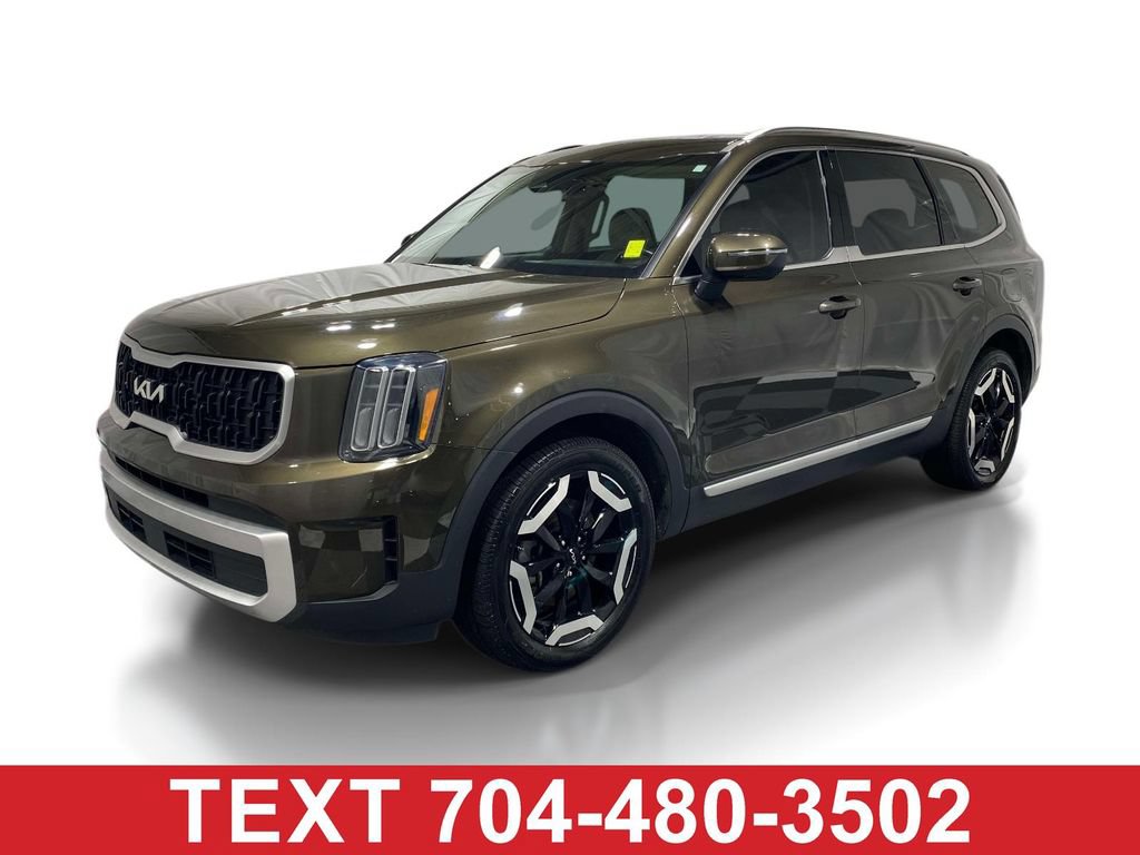 Used 2024 Kia Telluride EX w/ EX Captain's Chair Package