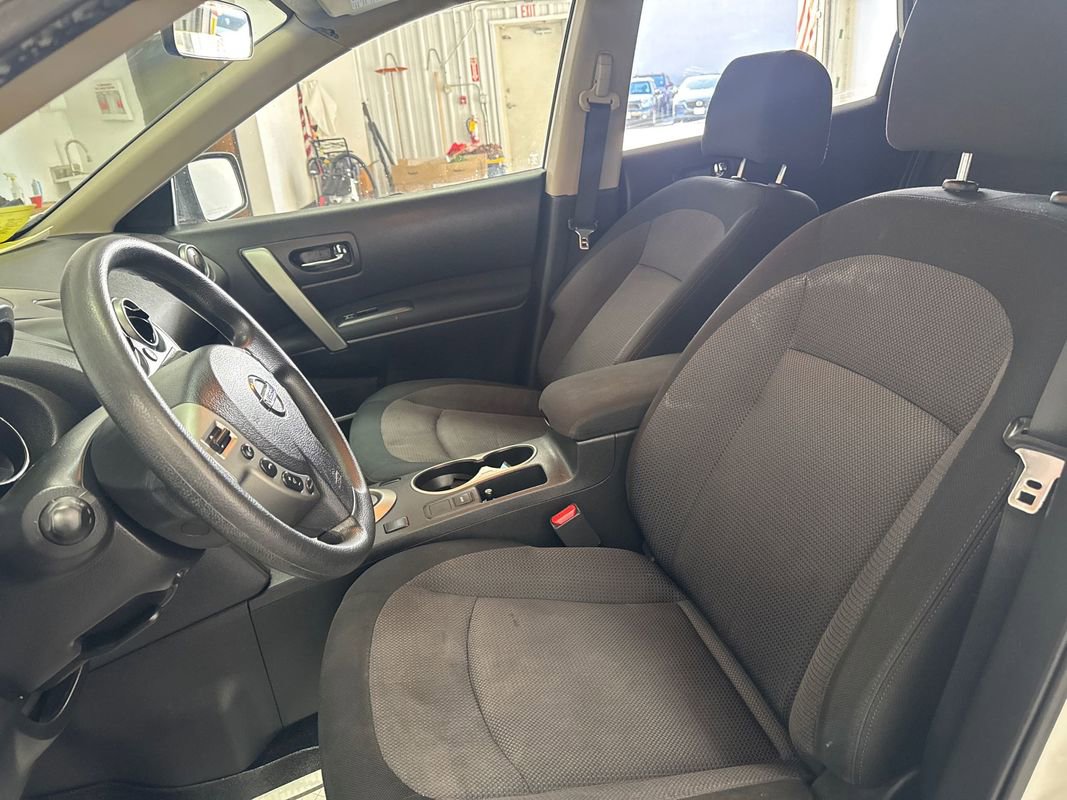 2013 Nissan Rogue SV