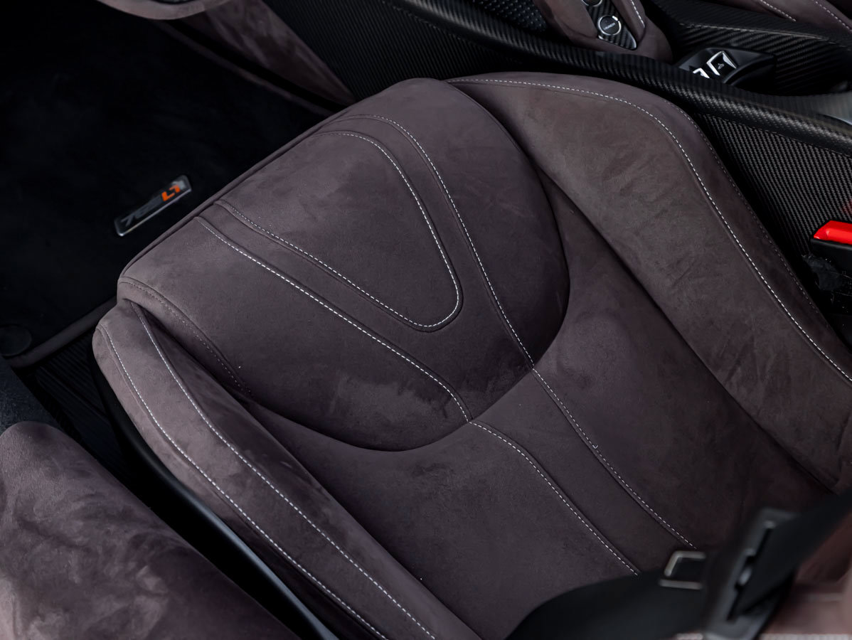 Used 2022 McLaren 765LT photo 21