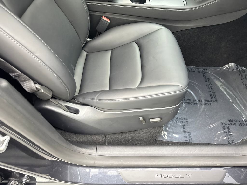 2024 Tesla Model Y Performance