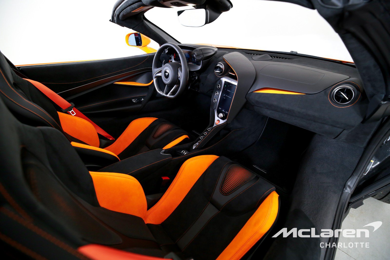 Used 2026 McLaren 750S Spider photo 20