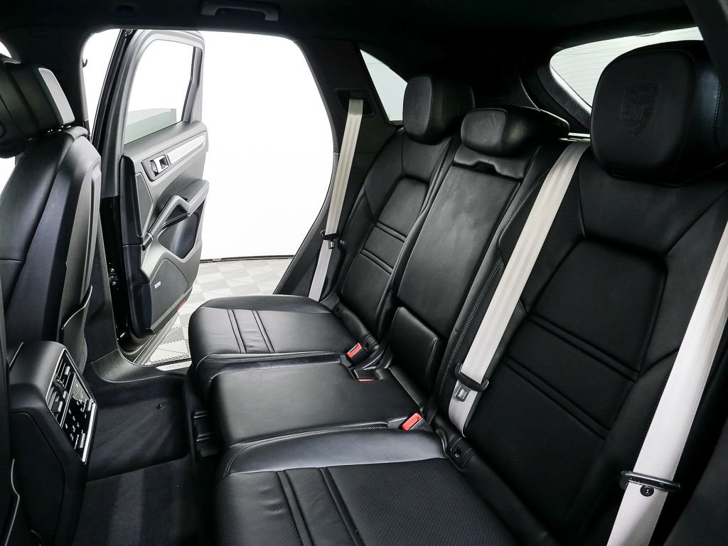 2022 Porsche Cayenne