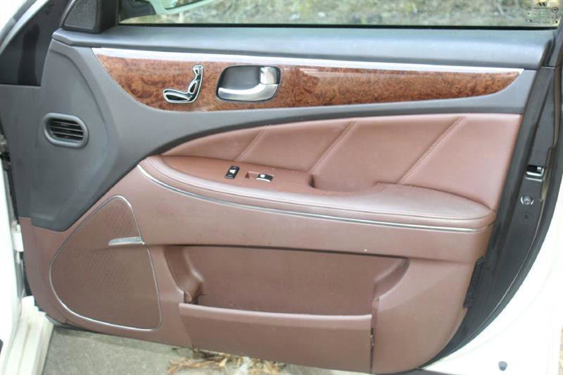 2014 Hyundai Equus Signature