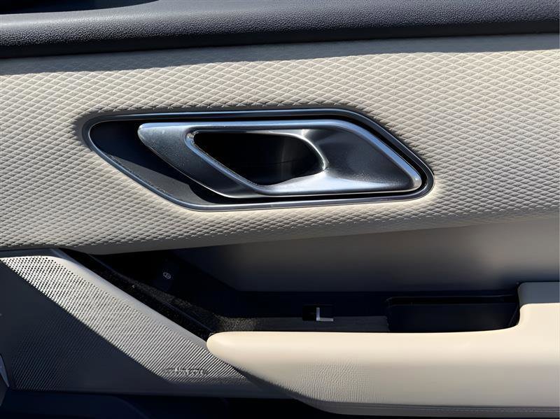 2018 Land Rover Range Rover Velar R-Dynamic SE