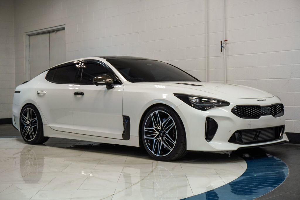 2023 Kia Stinger GT2