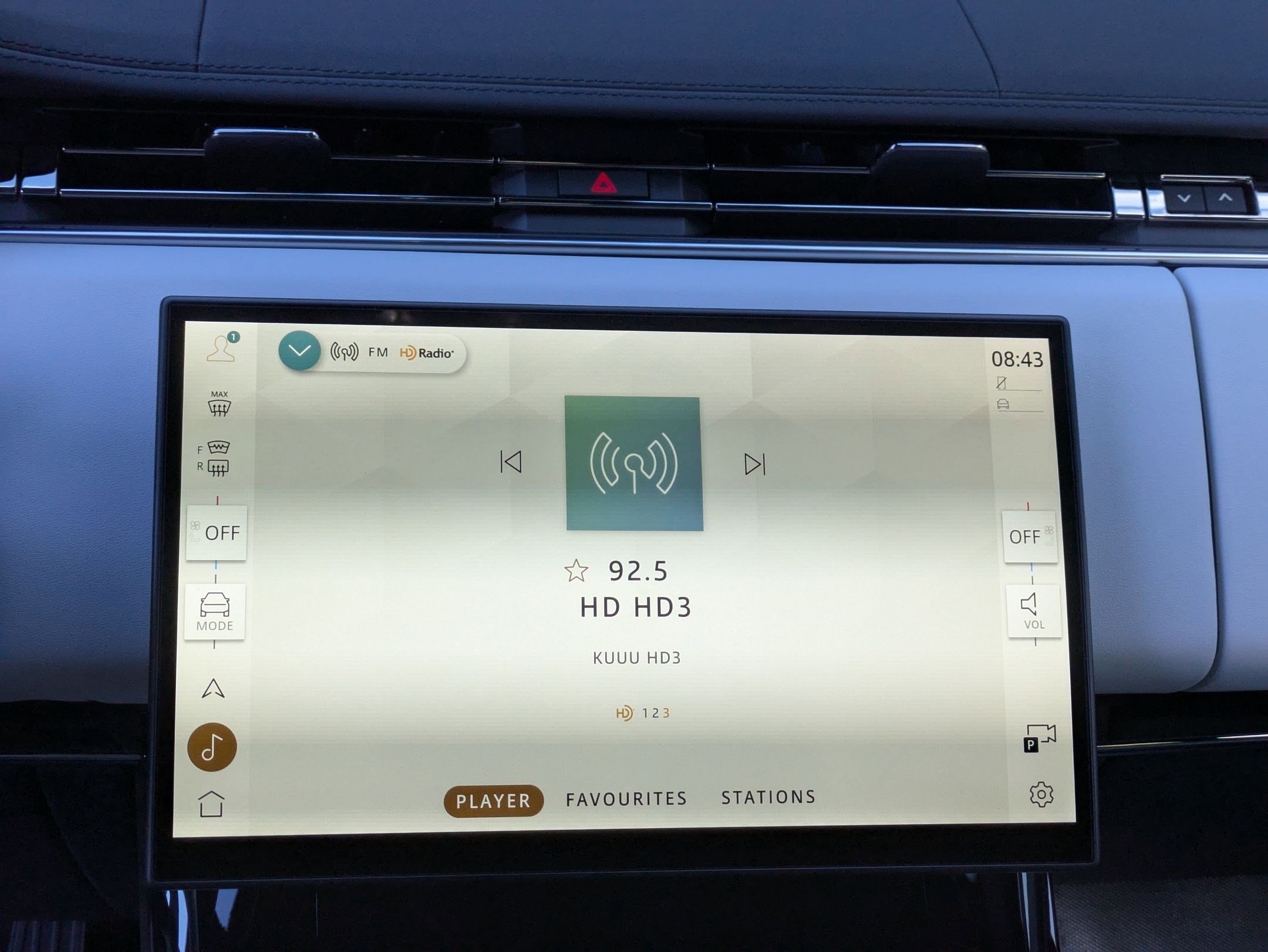 2026 Land Rover Range Rover Sport SE