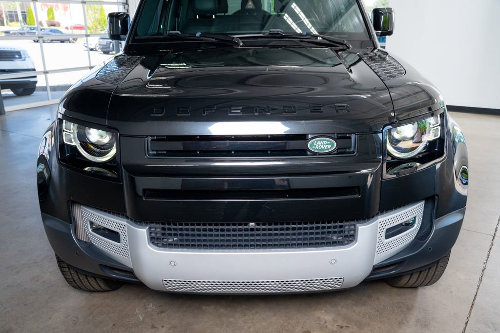 2024 Land Rover Defender 90 S