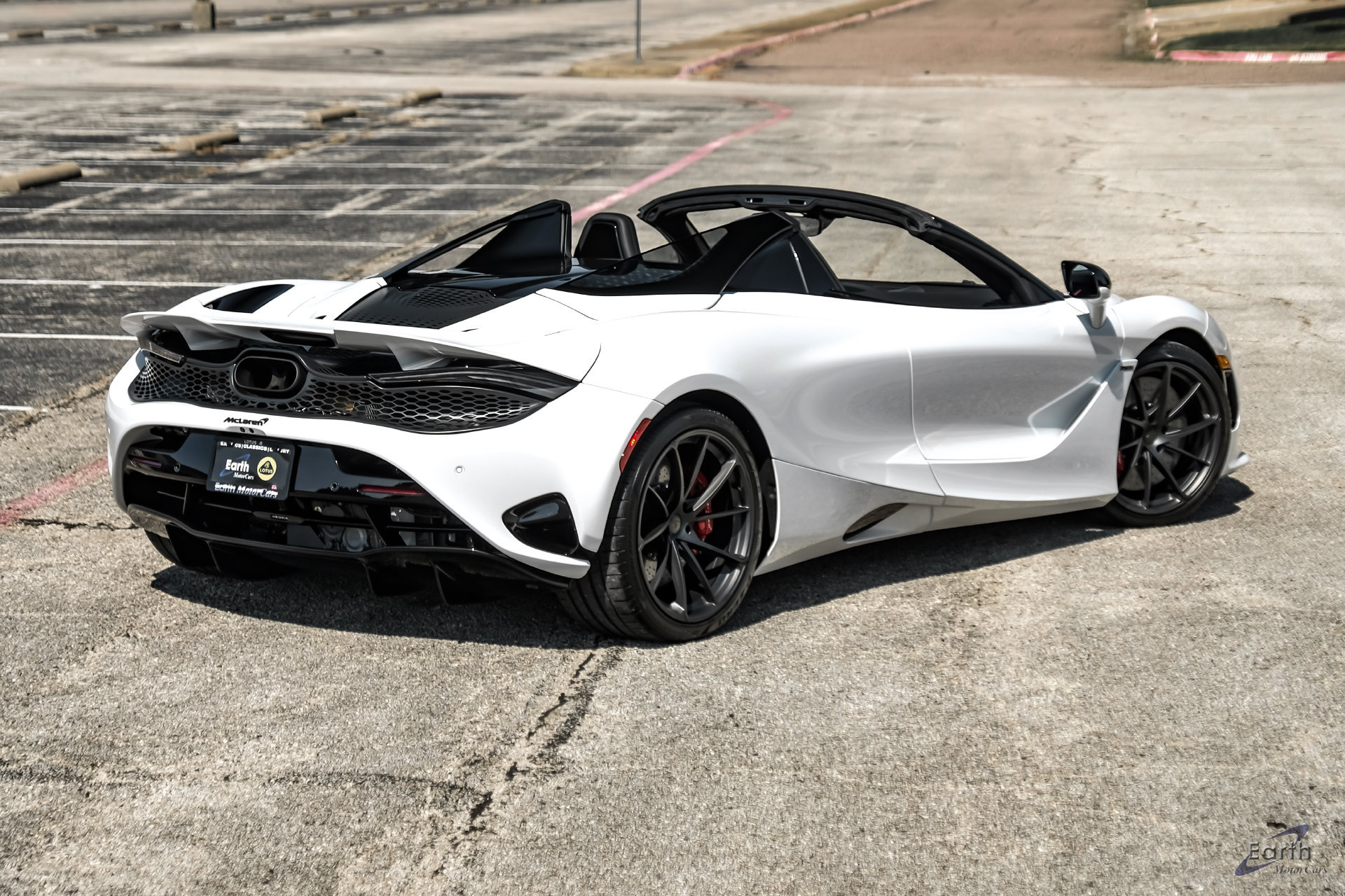 Used 2025 McLaren 750S Spider photo 28