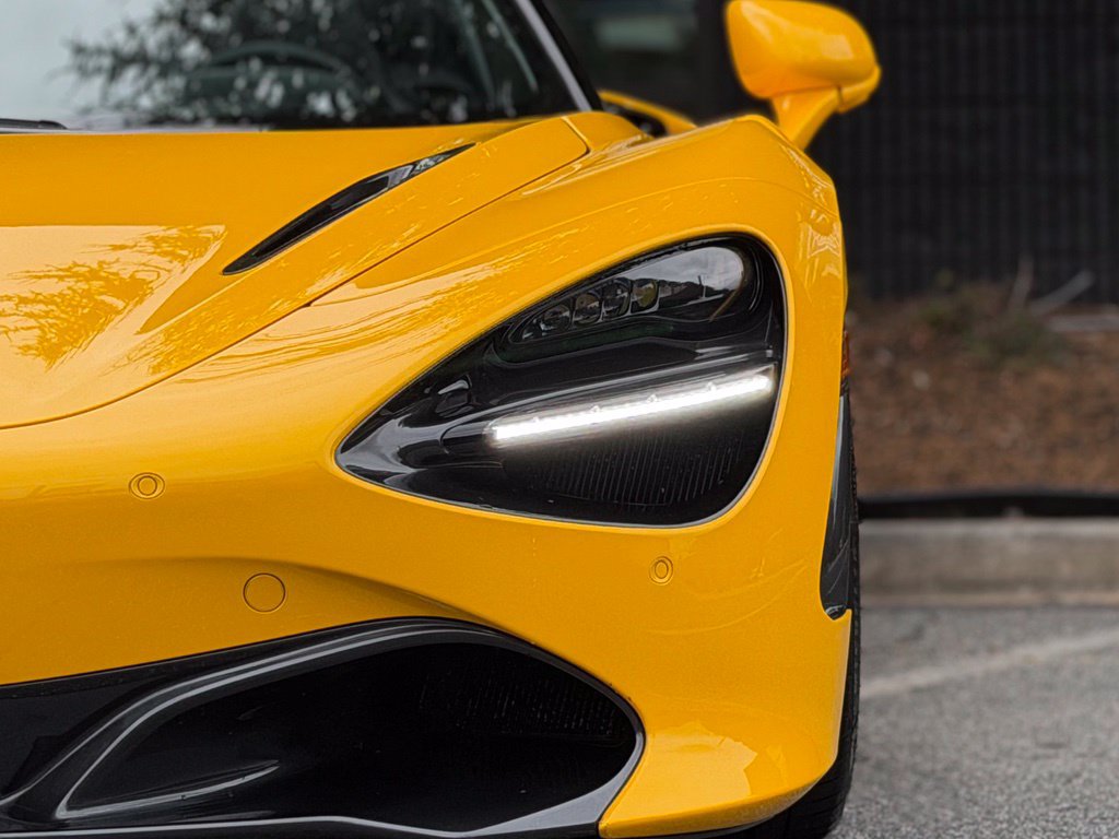 Used 2022 McLaren 720S Spider photo 6