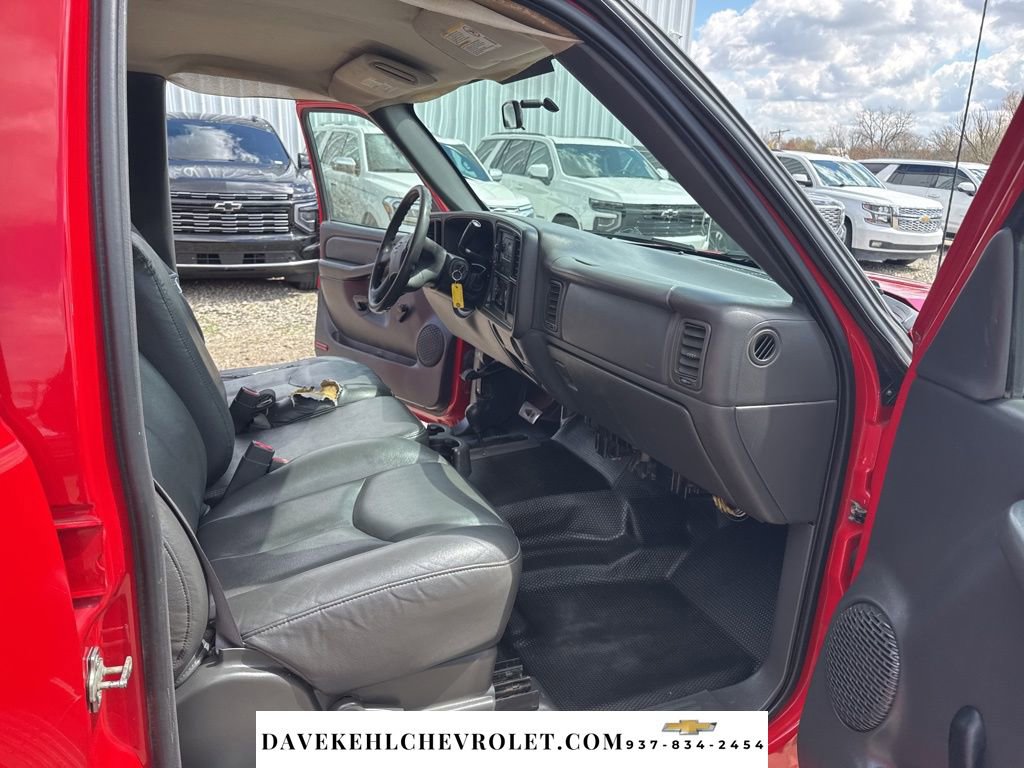 2004 Chevrolet Silverado 2500 W/T