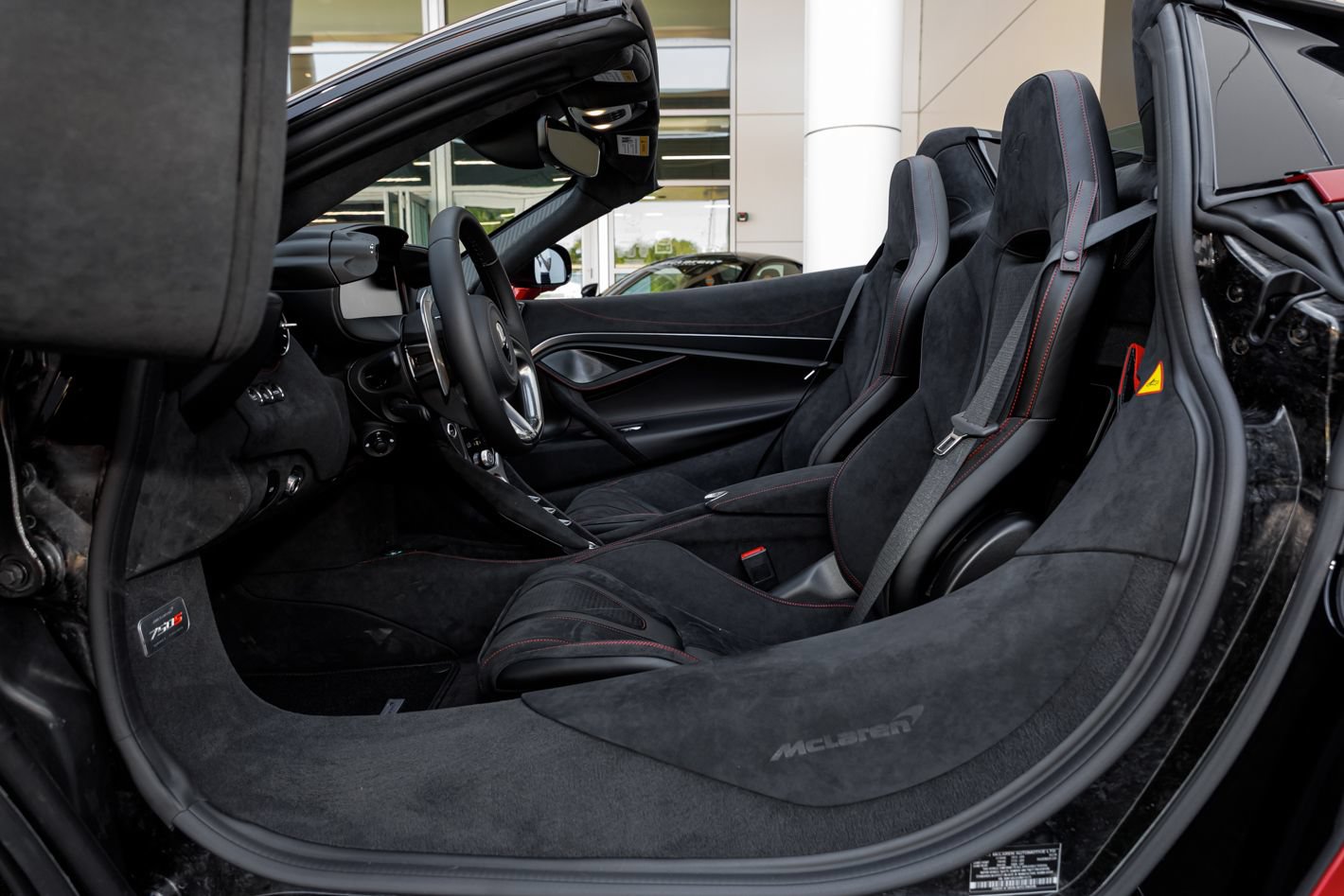Used 2027 McLaren 750S Spider photo 61