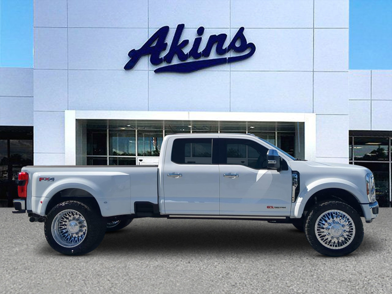 2025 Ford F450 Lariat