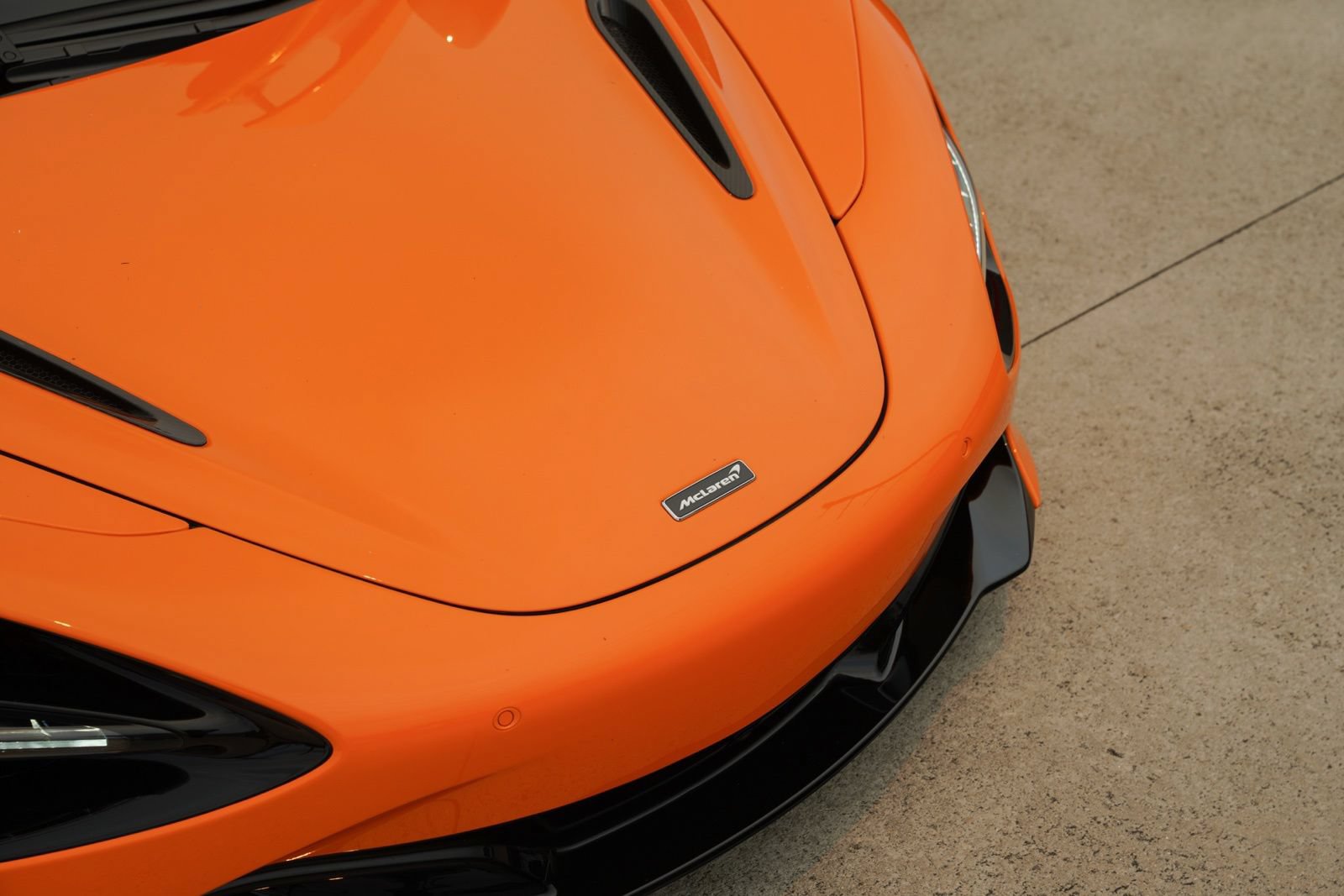 Used 2022 McLaren 720S Performance photo 23