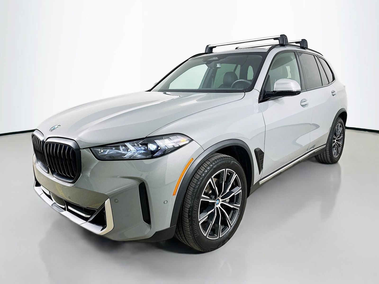 Used 2025 BMW X5 xDrive40i w/ M Sport Package