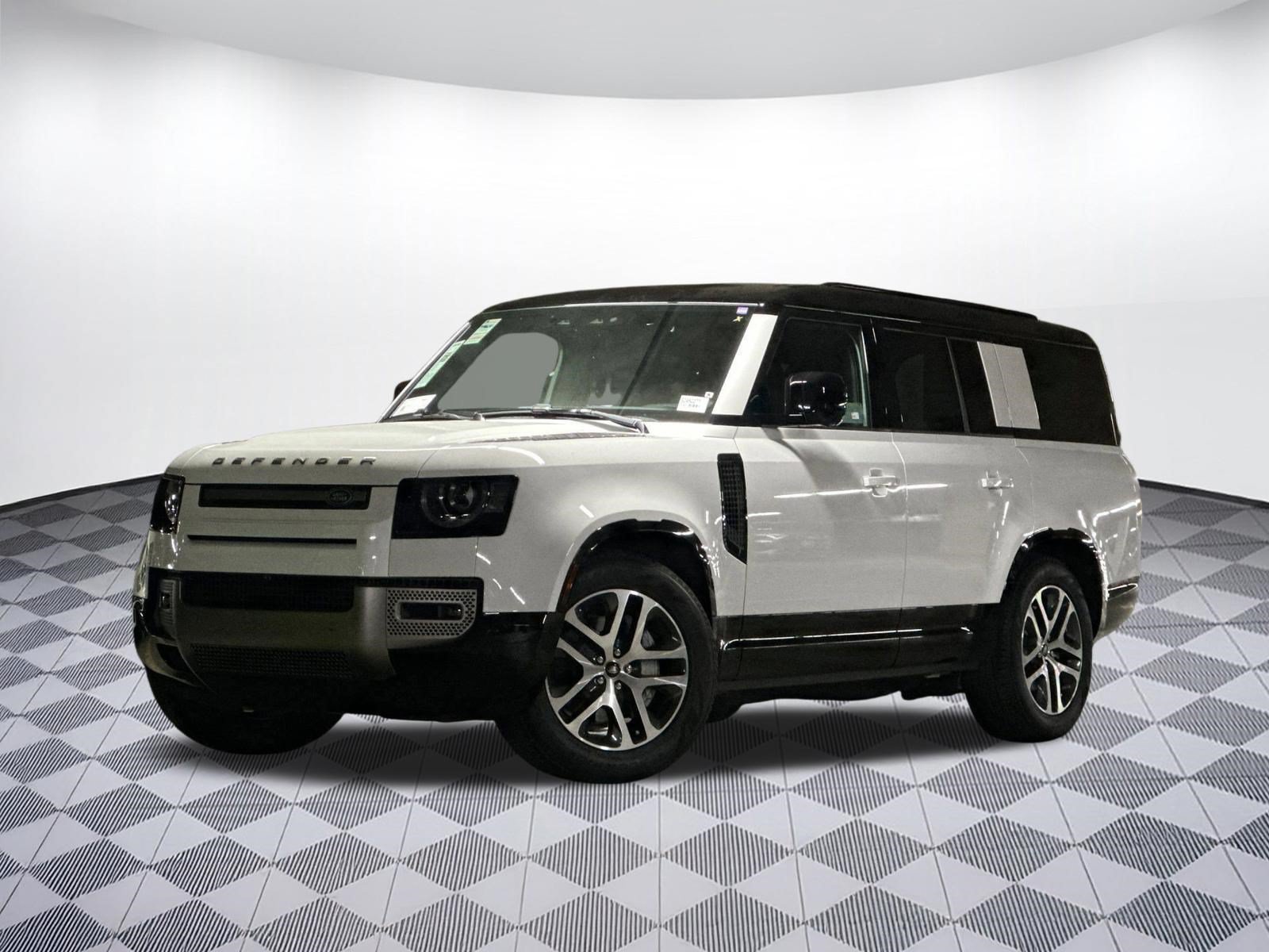 Used 2025 Land Rover Defender 130 X-Dynamic SE