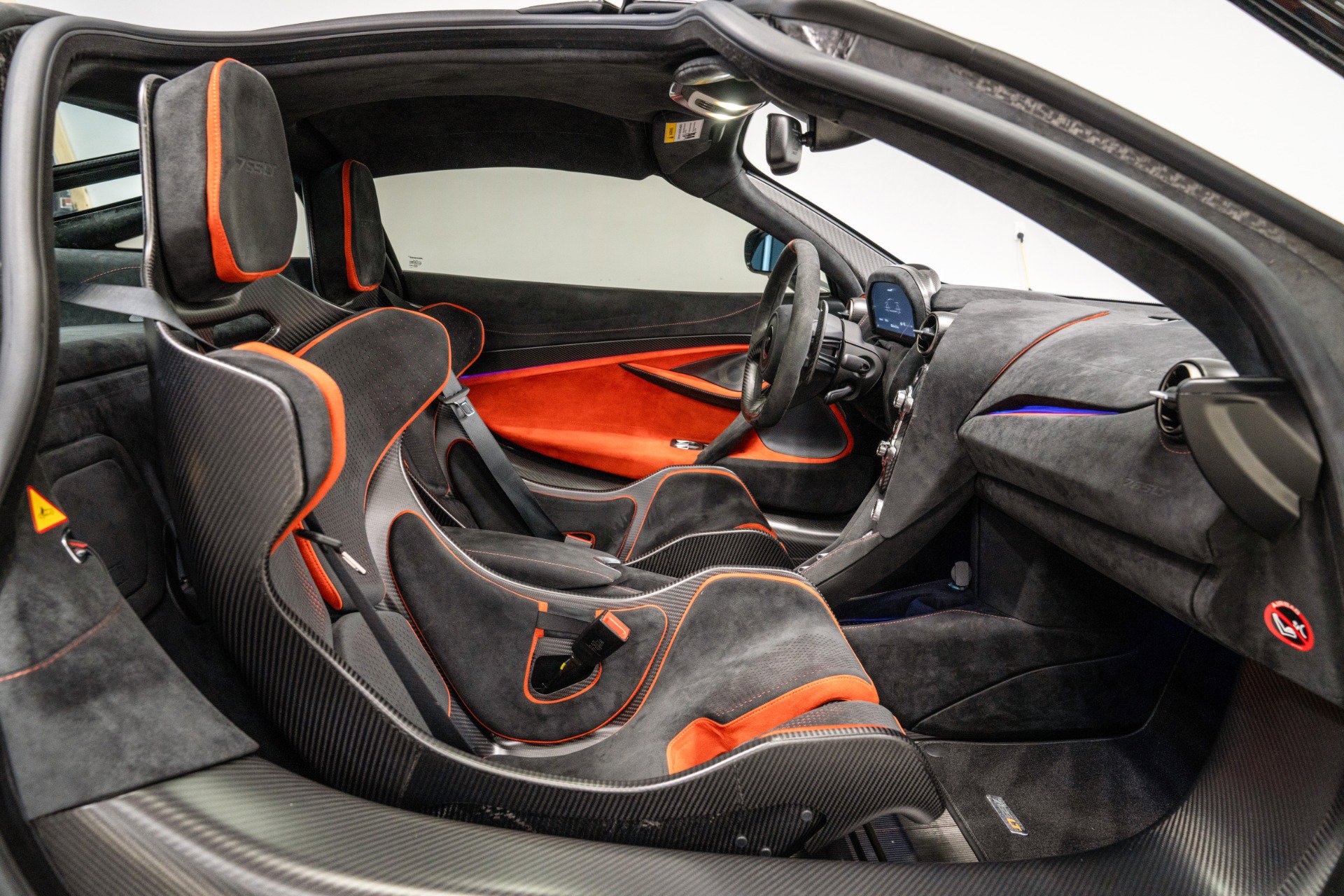 Used 2021 McLaren 765LT photo 29