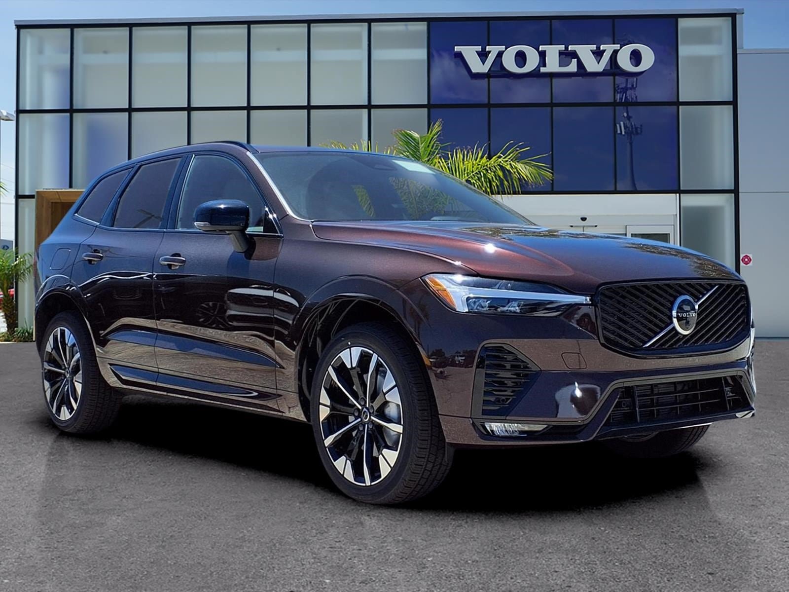 New 2026 Volvo XC60 B5 Plus w/ Protection Package Premier