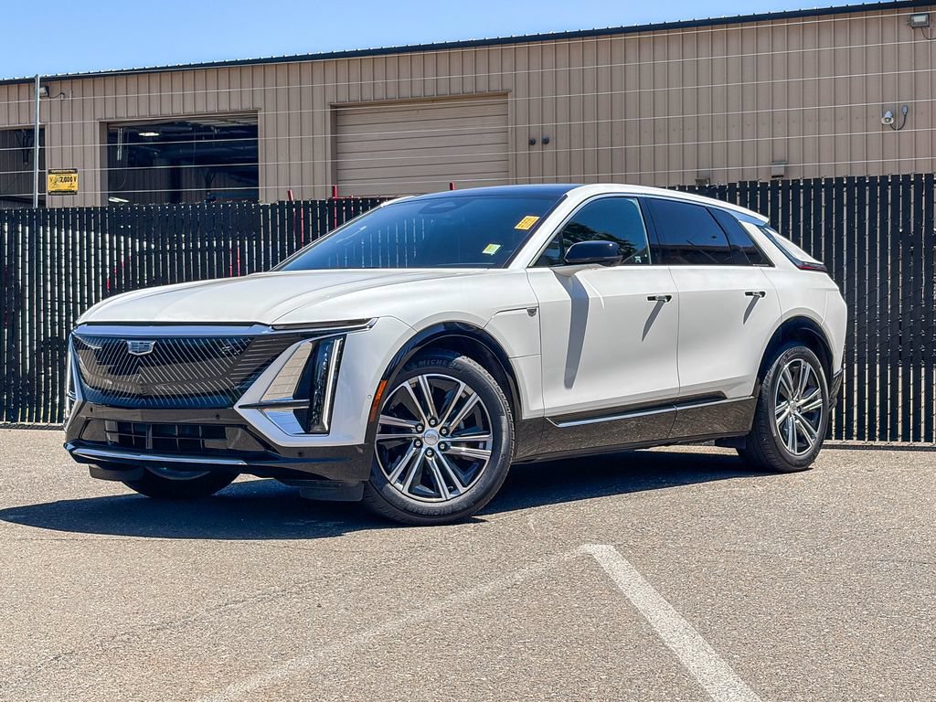 Used 2024 Cadillac Lyriq Luxury