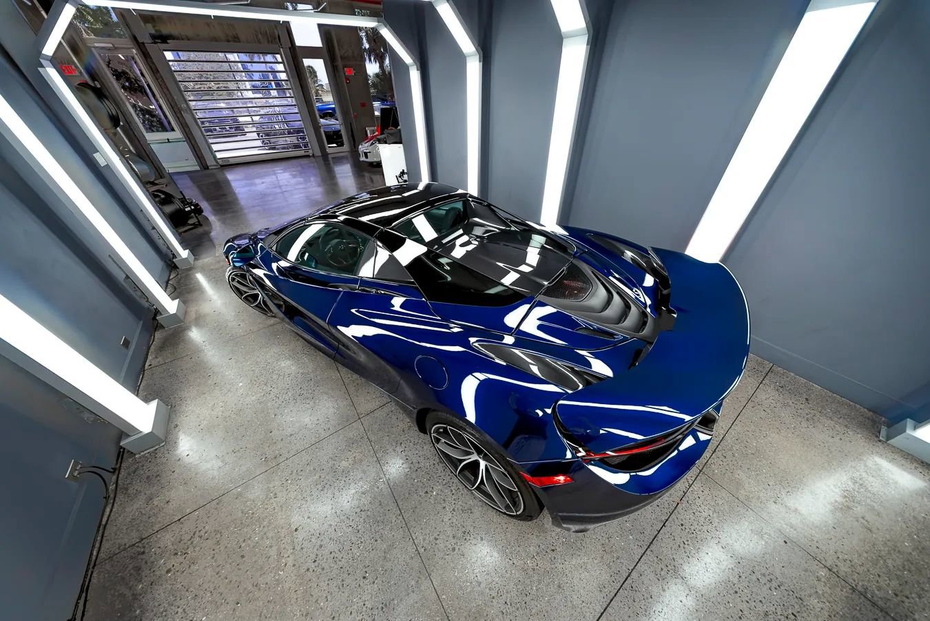 Used 2020 McLaren 720S Spider photo 12