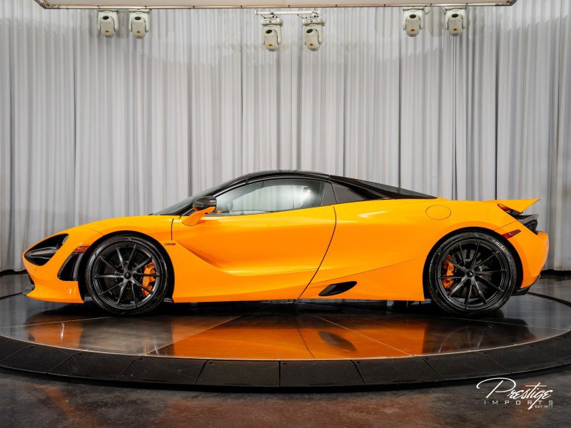 Used 2023 McLaren 720S Luxury photo 17