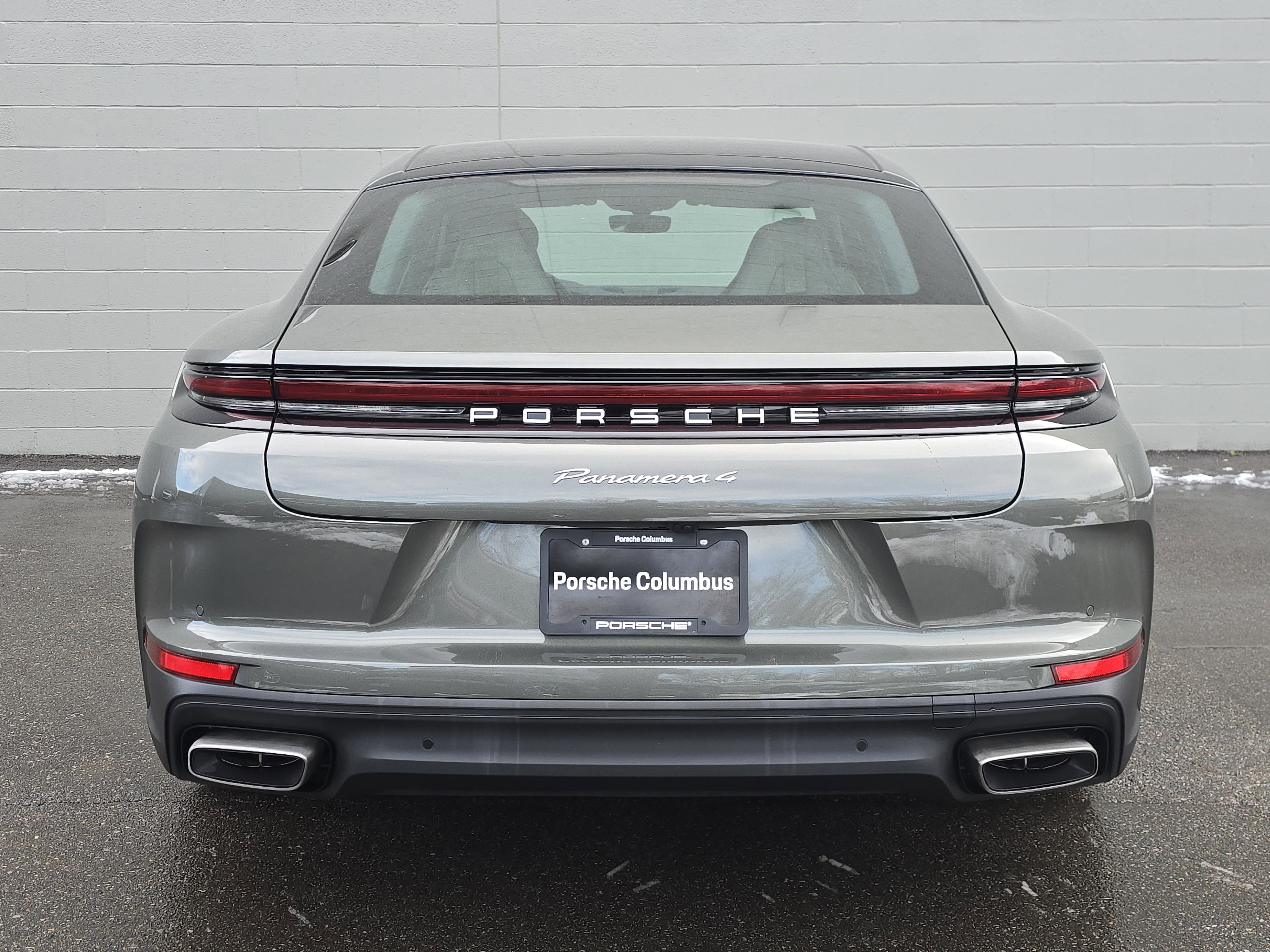 2026 Porsche Panamera 4