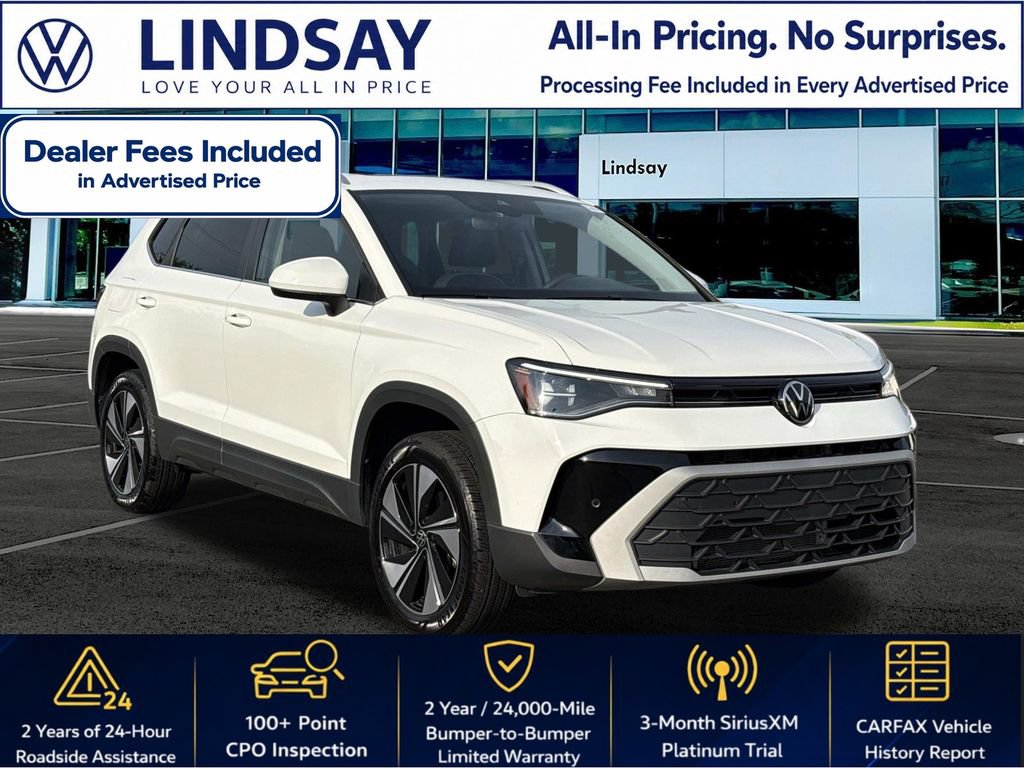Certified 2025 Volkswagen Taos SE w/ Panoramic Sunroof Package