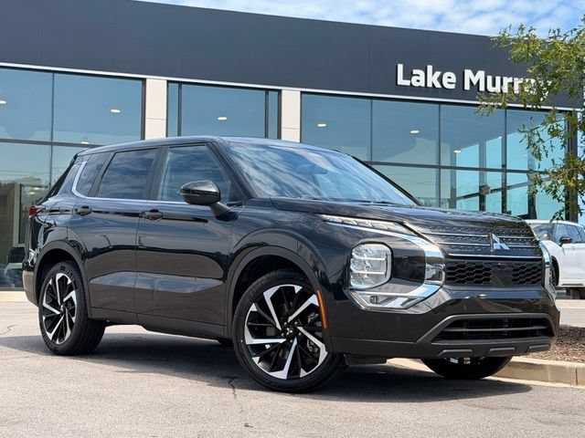 Used 2024 Mitsubishi Outlander SE