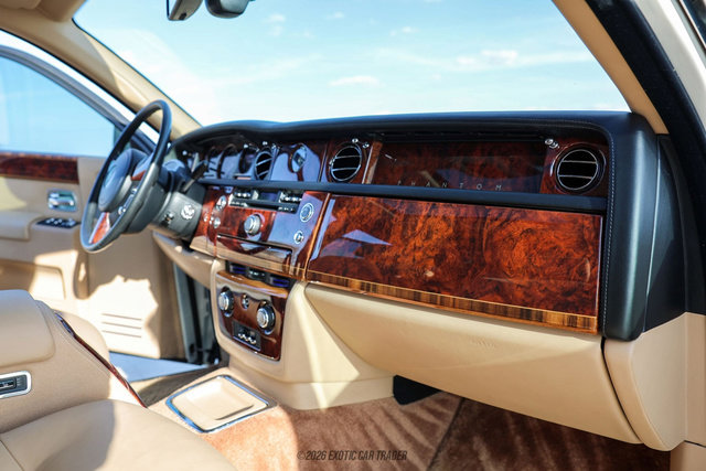 2012 Rolls-Royce Phantom Sedan