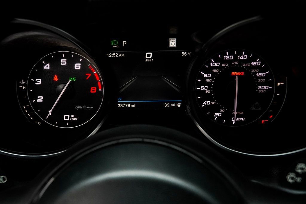 2022 Alfa Romeo Stelvio Quadrifoglio