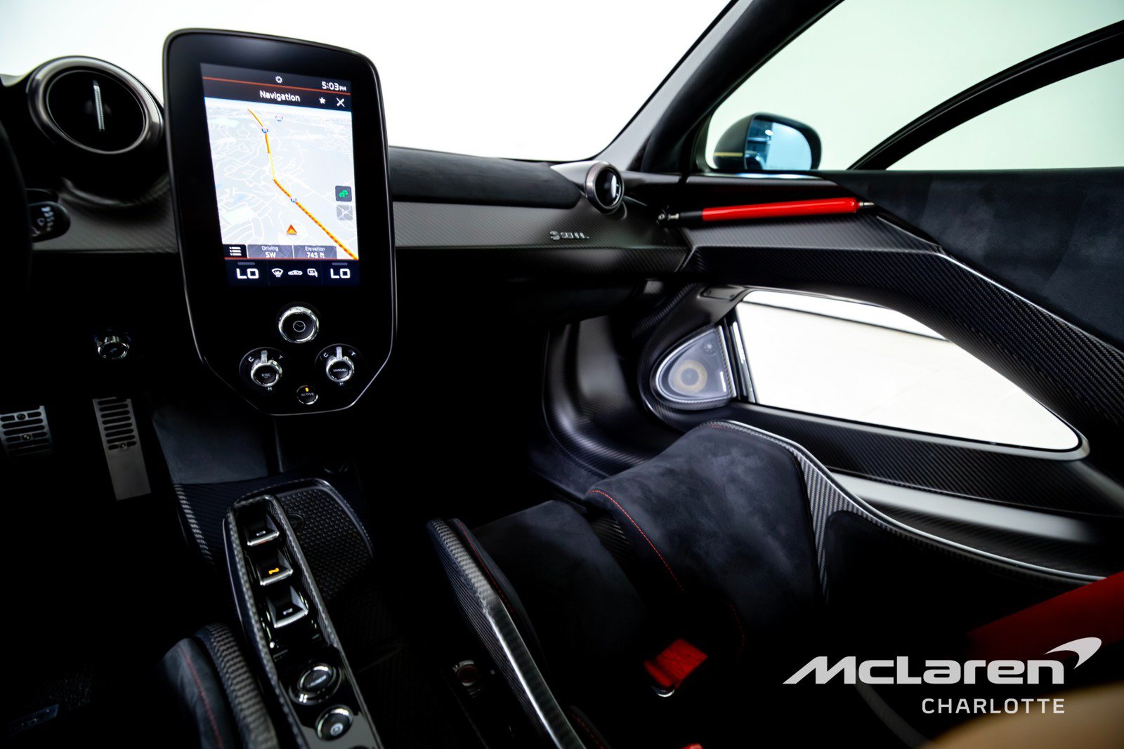 Used 2019 McLaren Senna photo 16