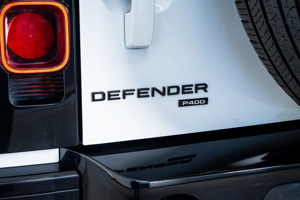 2023 Land Rover Defender 110 X-Dynamic SE