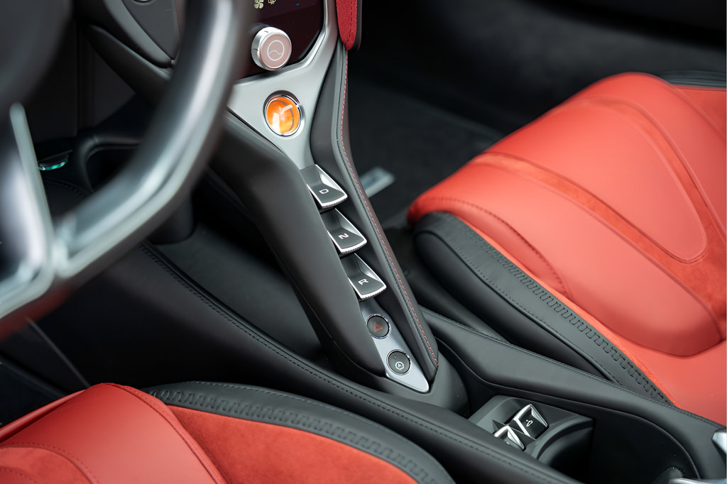 New 2026 McLaren 750S Spider photo 32