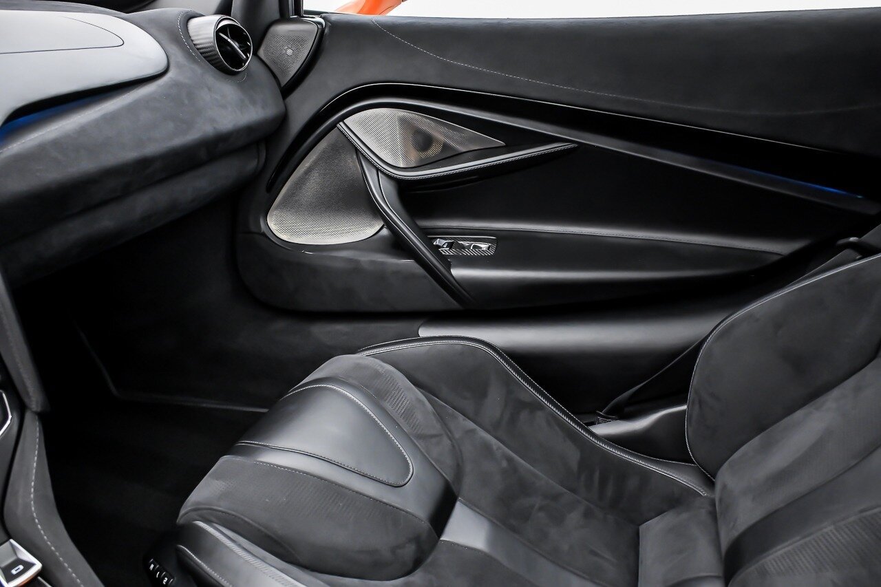 Used 2018 McLaren 720S Performance photo 38