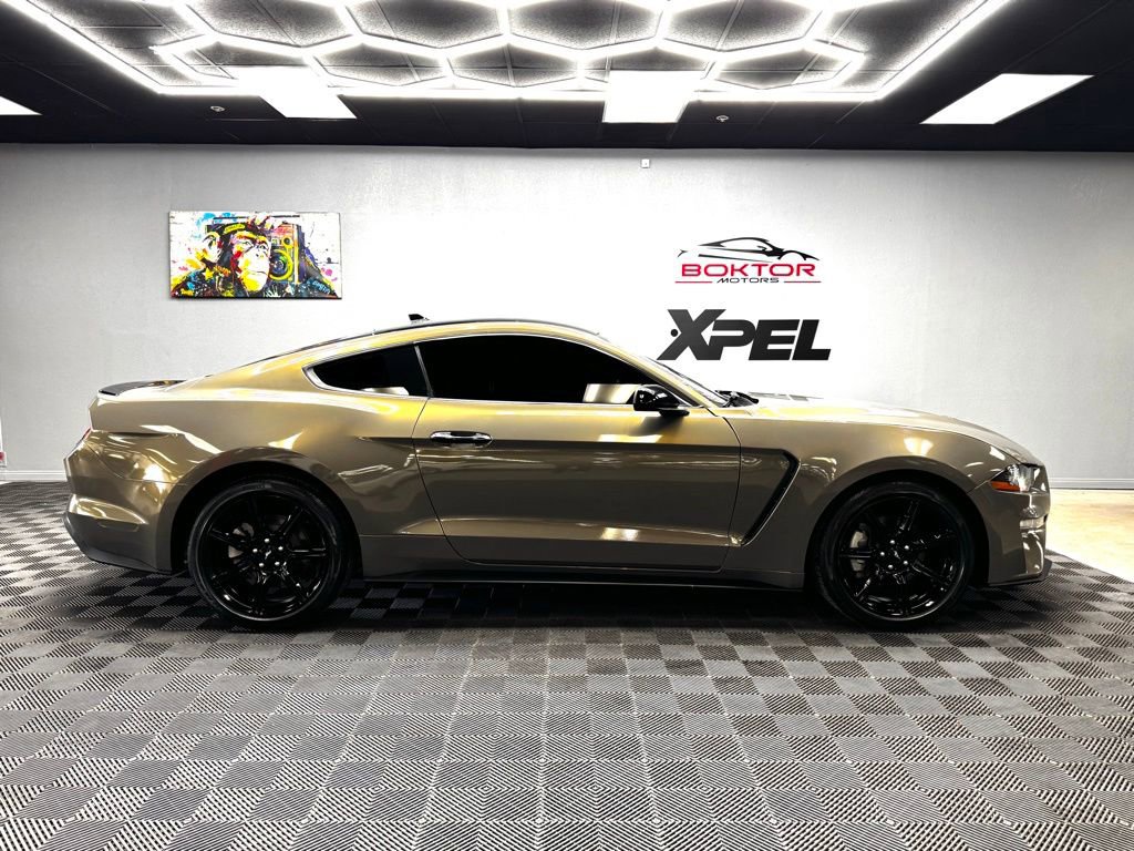 2020 Ford Mustang Coupe