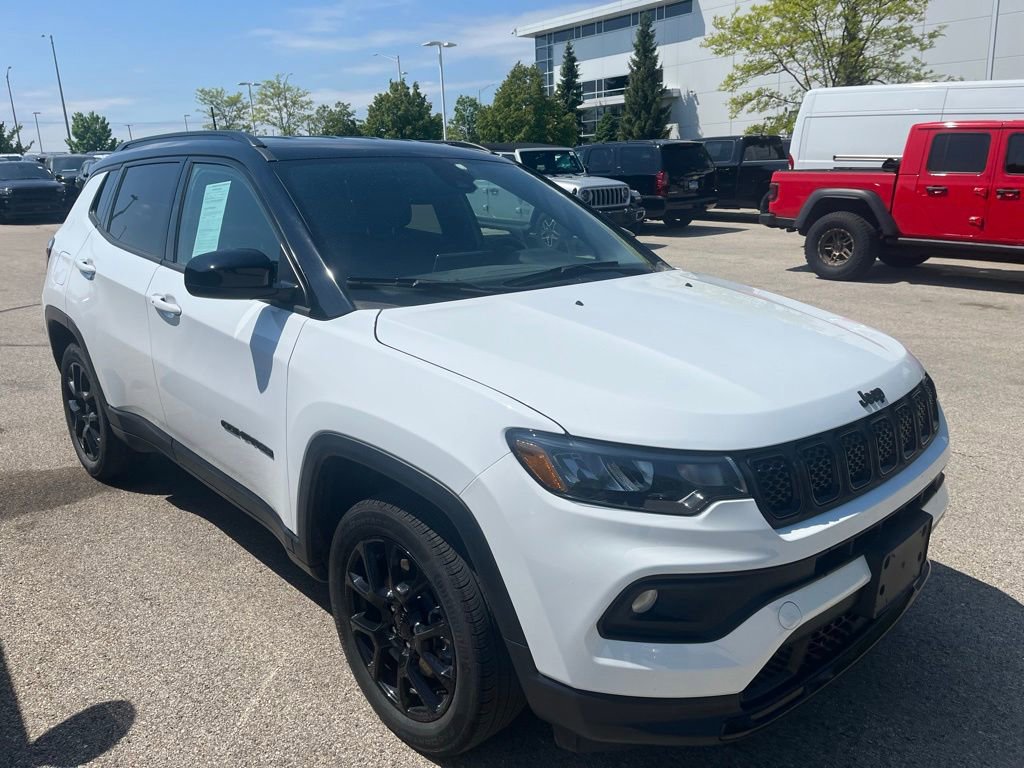 Used 2023 Jeep Compass Latitude w/ Convenience Group