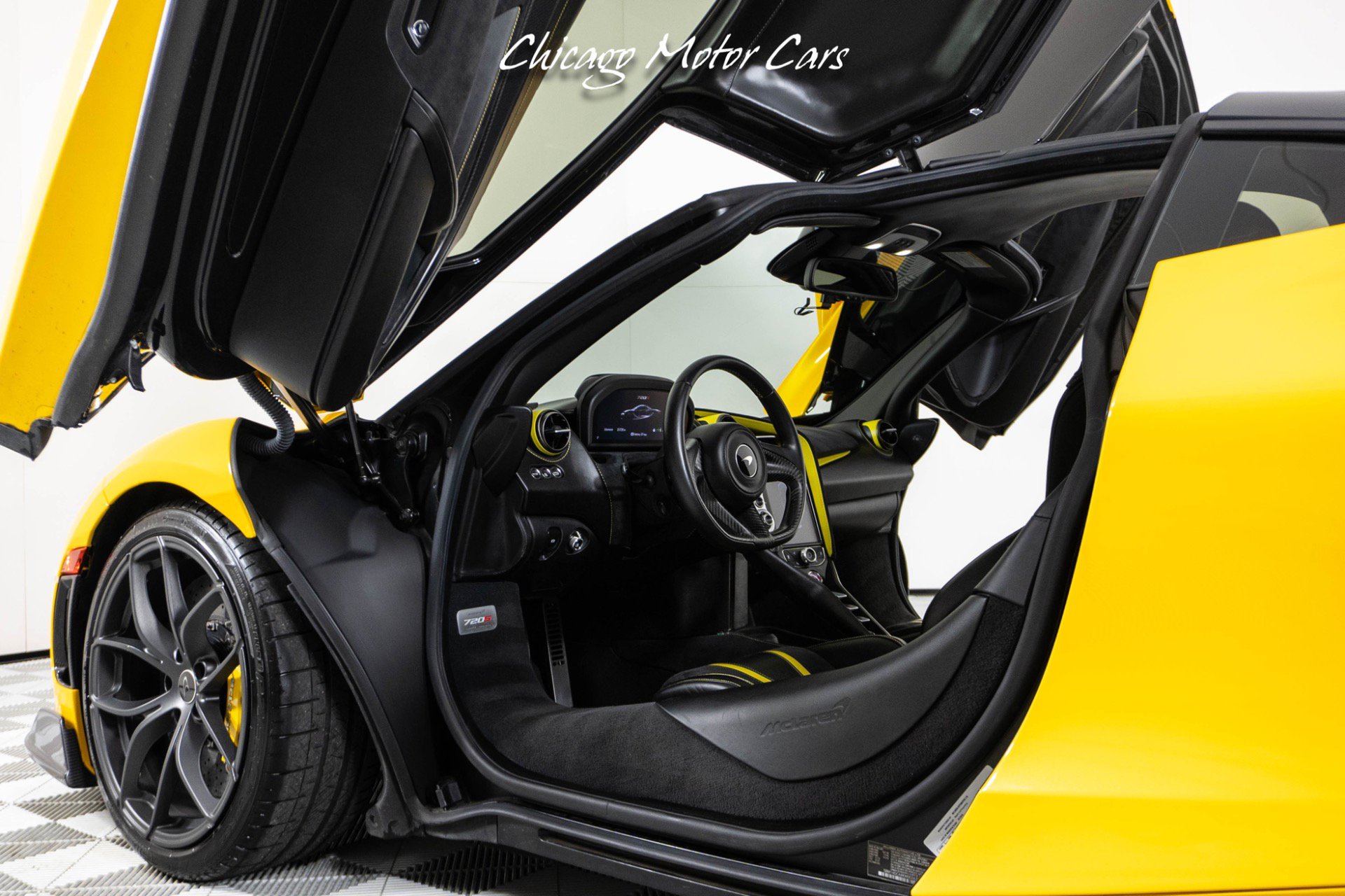 Used 2019 McLaren 720S photo 54