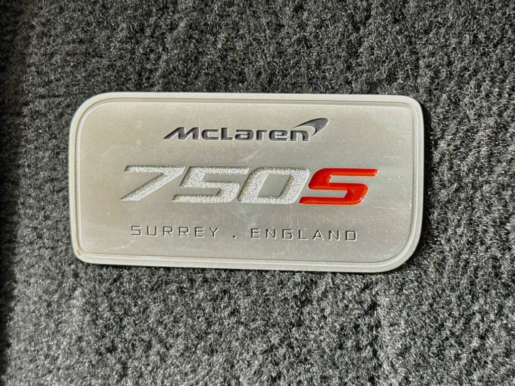 Used 2026 McLaren 750S Spider photo 23