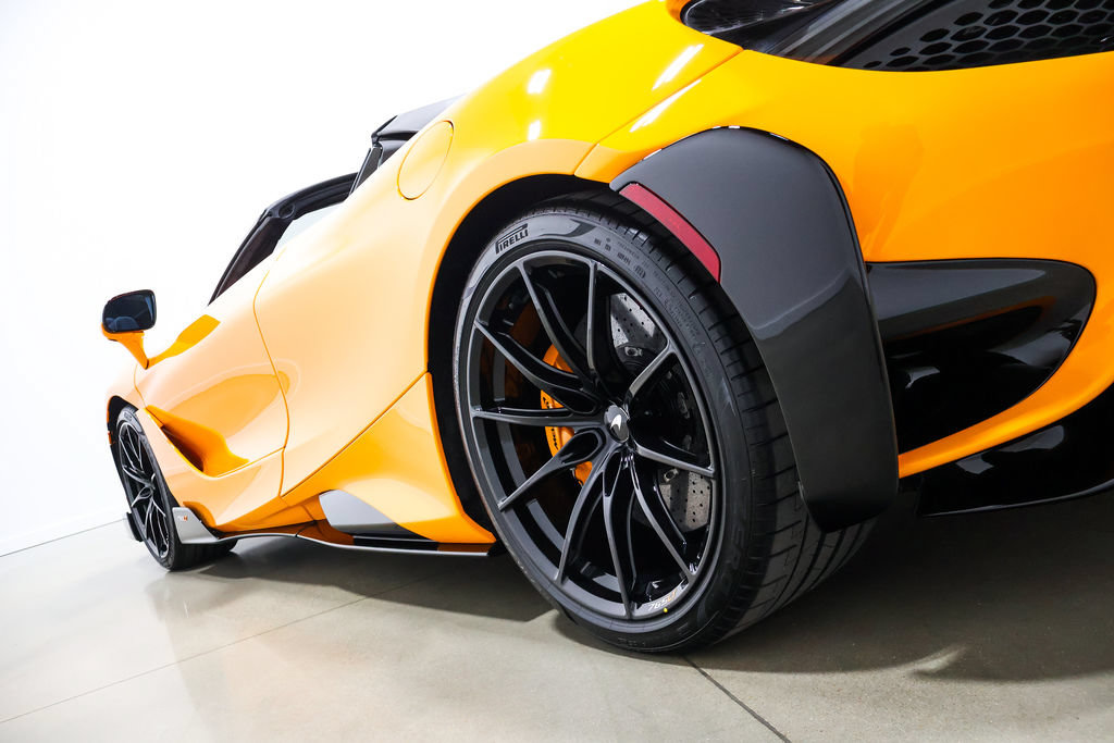 Used 2022 McLaren 765LT photo 94