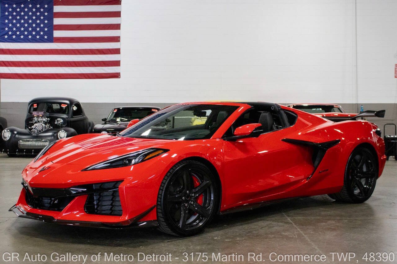 Used 2023 Chevrolet Corvette Z06 w/ Z07 Performance Package