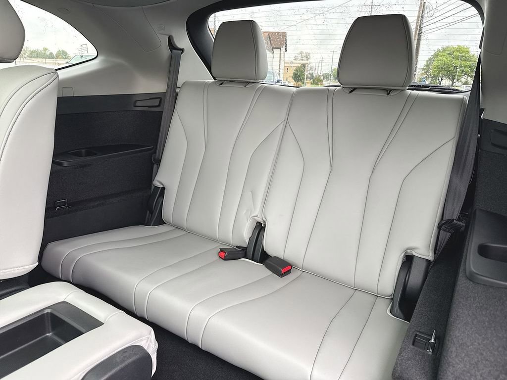 2023 Acura MDX SH-AWD w/ Technology Package