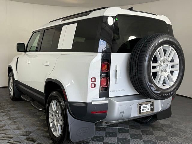 2025 Land Rover Defender 110 S