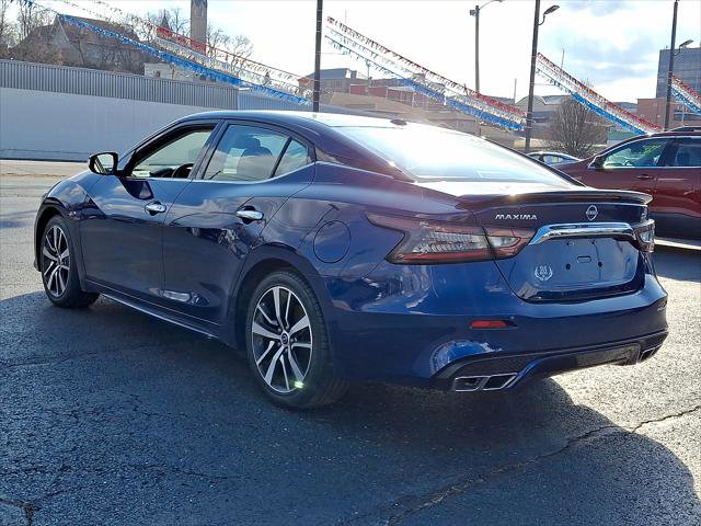 2023 Nissan Maxima SV