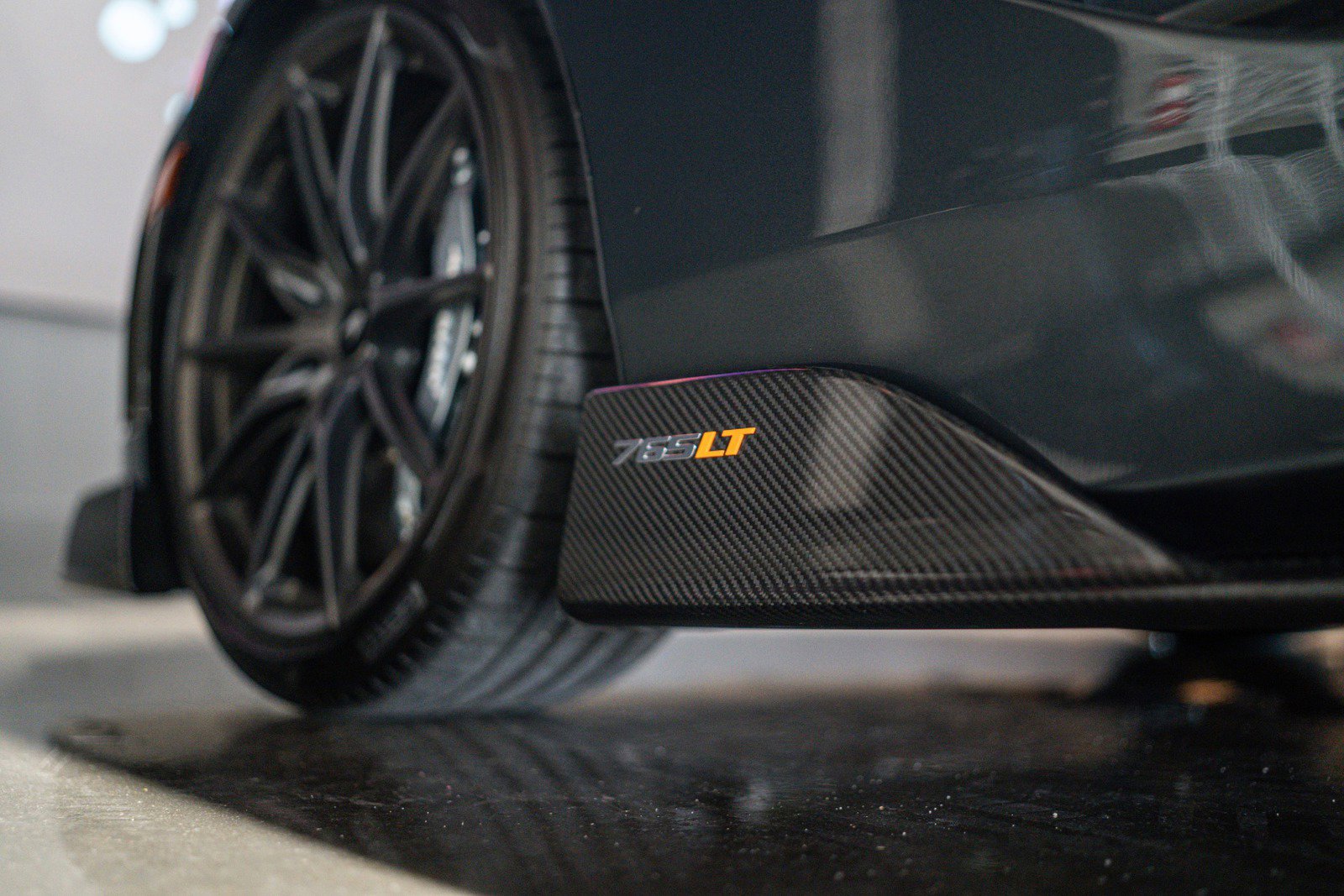 Used 2021 McLaren 765LT photo 19